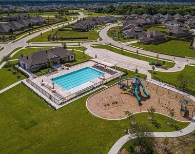 5614 Savannah Woods Lane - Photo Thumbnail 28