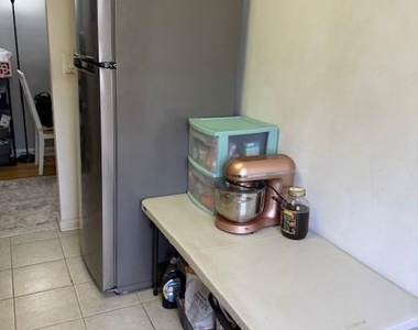 2350 Linwood - Photo Thumbnail 3
