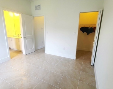 5322 Nevola Avenue - Photo Thumbnail 10