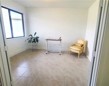 5322 Nevola Avenue - Photo Thumbnail 3