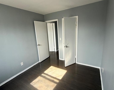 1425 E Saint George - Photo Thumbnail 5