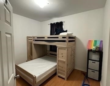11170 Lakeland Circle - Photo Thumbnail 7