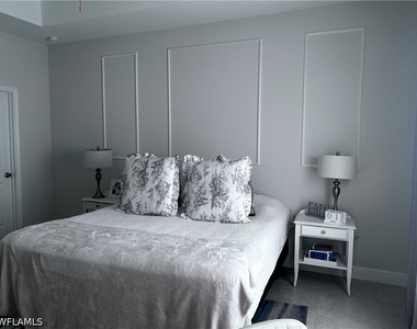 501 Nw 26th Terrace - Photo Thumbnail 3