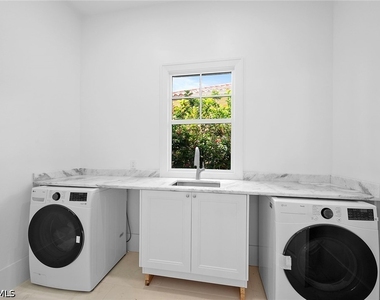 2749 Medallist Lane - Photo Thumbnail 25