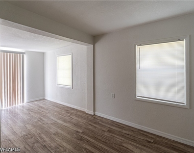 2352 Sunny View Drive - Photo Thumbnail 6