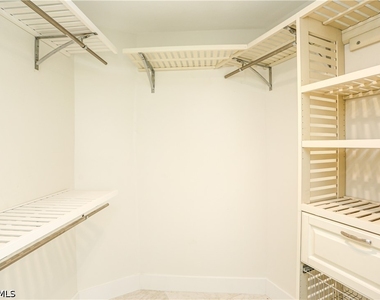 2901 Crayton Road - Photo Thumbnail 45