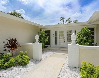 2901 Crayton Road - Photo Thumbnail 17