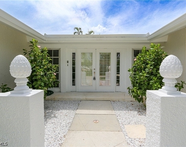 2901 Crayton Road - Photo Thumbnail 2