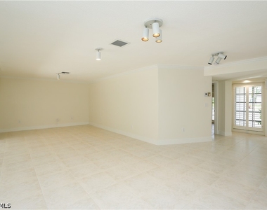2901 Crayton Road - Photo Thumbnail 35