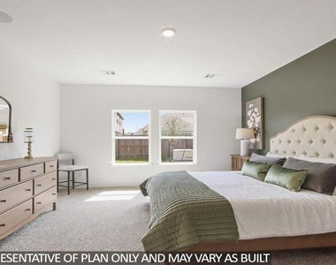 559 Belle Springs Lane - Photo Thumbnail 3