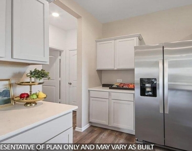 559 Belle Springs Lane - Photo Thumbnail 6