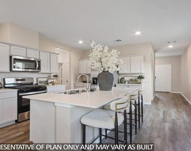 559 Belle Springs Lane - Photo Thumbnail 5