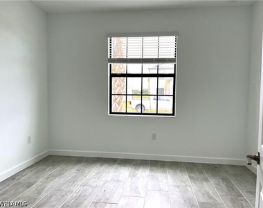 10525 Timber Creek Drive - Photo Thumbnail 10
