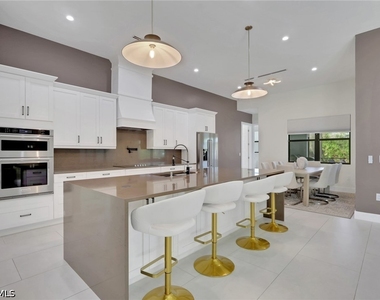 653 23rd Street Sw - Photo Thumbnail 11
