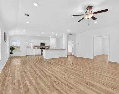 5402 Still Creek Ranch Drive - Photo Thumbnail 9