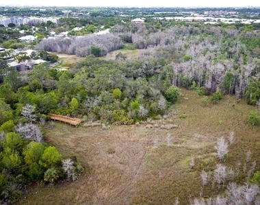 1405 Sweetwater Cove - Photo Thumbnail 18