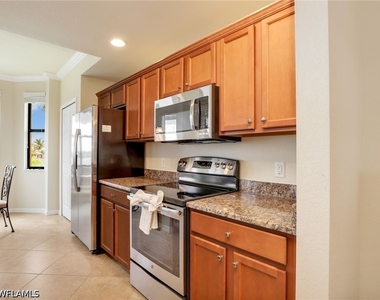 17941 Bonita National Boulevard - Photo Thumbnail 5