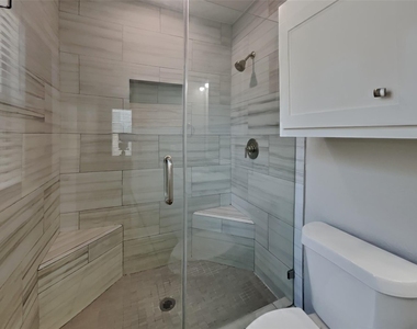 6211 Gillian Park Drive - Photo Thumbnail 9