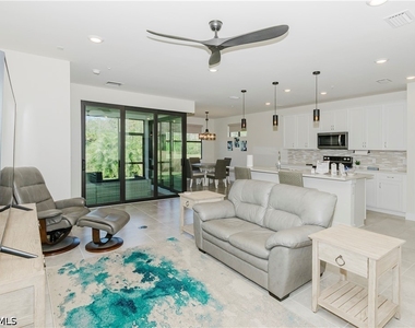 5697 Mayflower Way - Photo Thumbnail 7