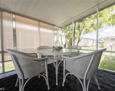 953 Bunker Hill Drive - Photo Thumbnail 12