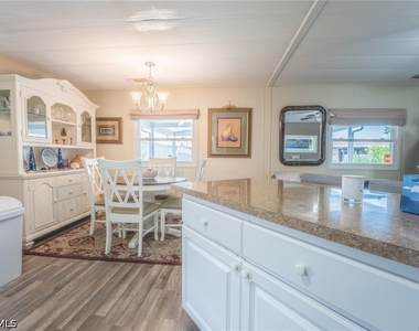 953 Bunker Hill Drive - Photo Thumbnail 8