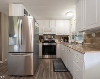 953 Bunker Hill Drive - Photo Thumbnail 6