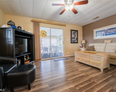 953 Bunker Hill Drive - Photo Thumbnail 10