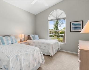 28720 Bermuda Bay Way - Photo Thumbnail 11