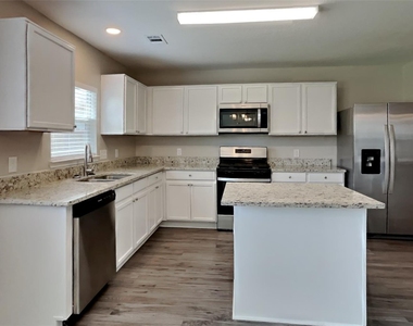 4714 Pin Oak Creek Lane - Photo Thumbnail 2
