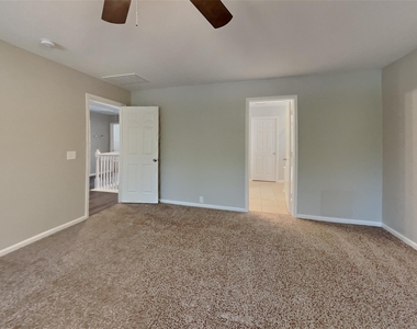 4714 Pin Oak Creek Lane - Photo Thumbnail 5