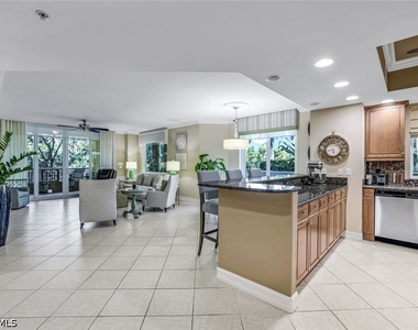 2728 Tiburon Boulevard E - Photo Thumbnail 4