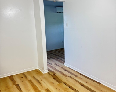 11414 Sralla Road - Photo Thumbnail 5
