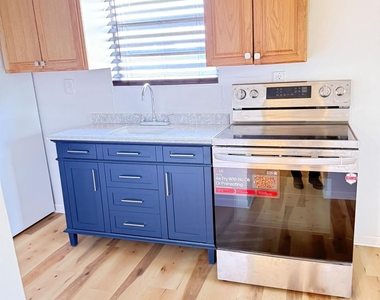 11414 Sralla Road - Photo Thumbnail 4