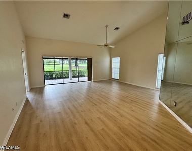 1351 Park Lake Drive - Photo Thumbnail 11