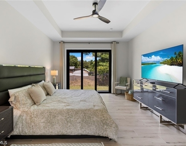 2547 Storter Avenue - Photo Thumbnail 22