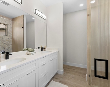 2547 Storter Avenue - Photo Thumbnail 24