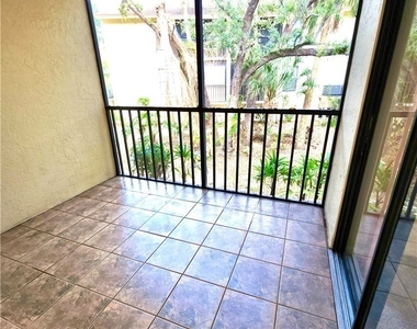 15075 Parkside Drive - Photo Thumbnail 5