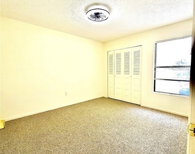 15075 Parkside Drive - Photo Thumbnail 3