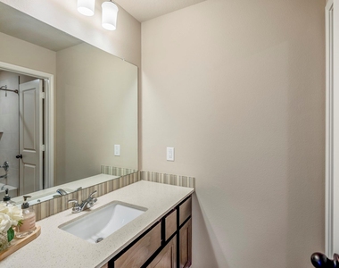 171 Gray Pine Grove Way - Photo Thumbnail 33