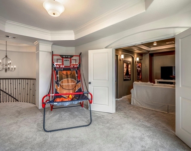 171 Gray Pine Grove Way - Photo Thumbnail 37