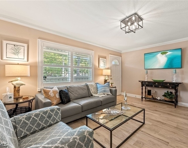 950 7th Avenue S - Photo Thumbnail 10