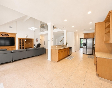 12506 Aliso Bend Lane - Photo Thumbnail 6