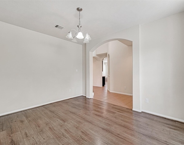 25018 Diamond Ranch Dr - Photo Thumbnail 9