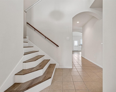 25018 Diamond Ranch Dr - Photo Thumbnail 19