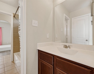 25018 Diamond Ranch Dr - Photo Thumbnail 27