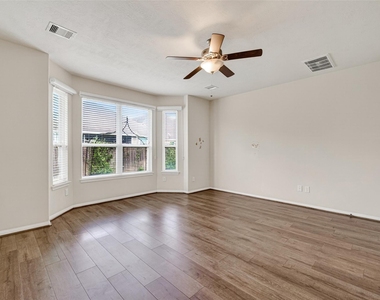 25018 Diamond Ranch Dr - Photo Thumbnail 36