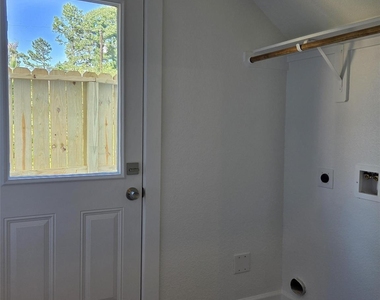 16710 Timberglen - Photo Thumbnail 9