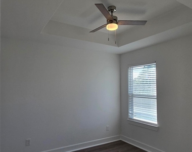 16710 Timberglen - Photo Thumbnail 20