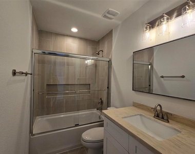 16710 Timberglen - Photo Thumbnail 17