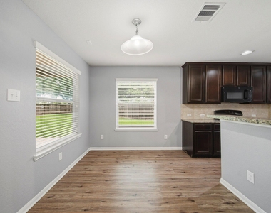 2306 Emerald Stone Court - Photo Thumbnail 4